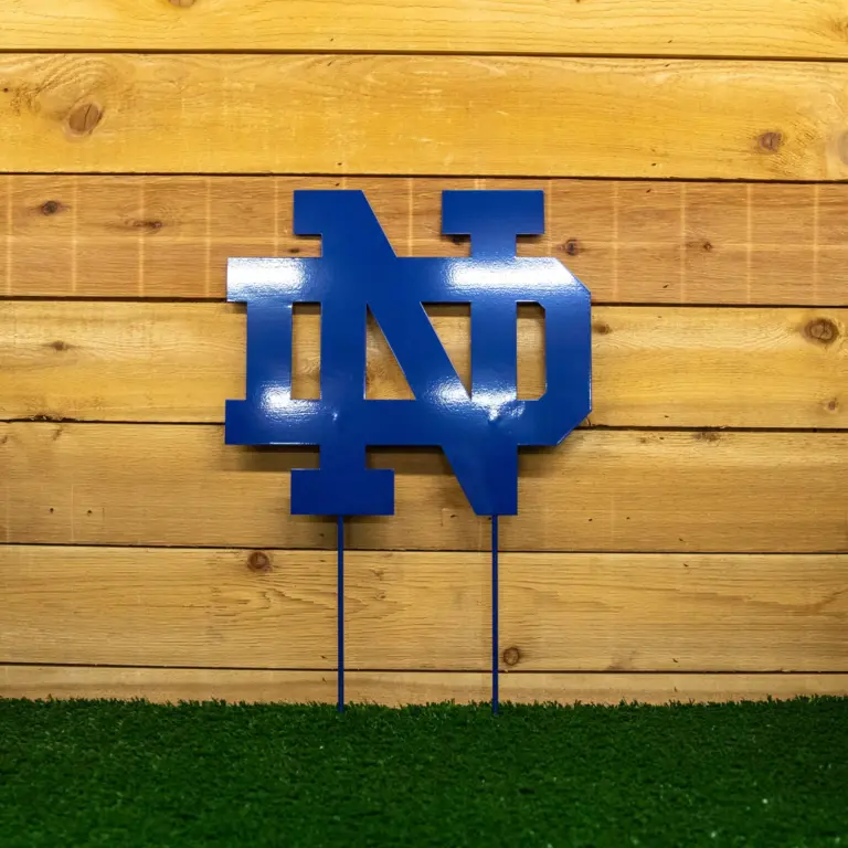 1 color nd logo on stakes